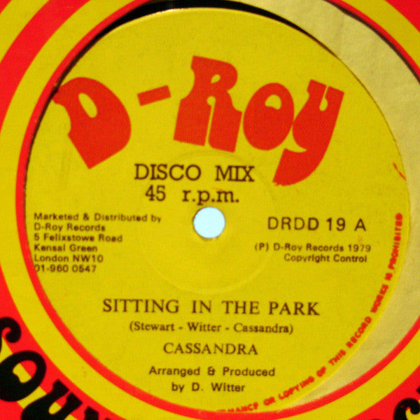 Cassandra (10) : Sitting In The Park (12")