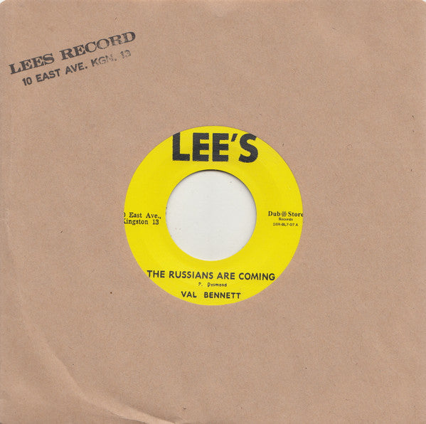 Val Bennett / Glen Adams : The Russians Are Coming / Lonely Girl (7", Single, RE)