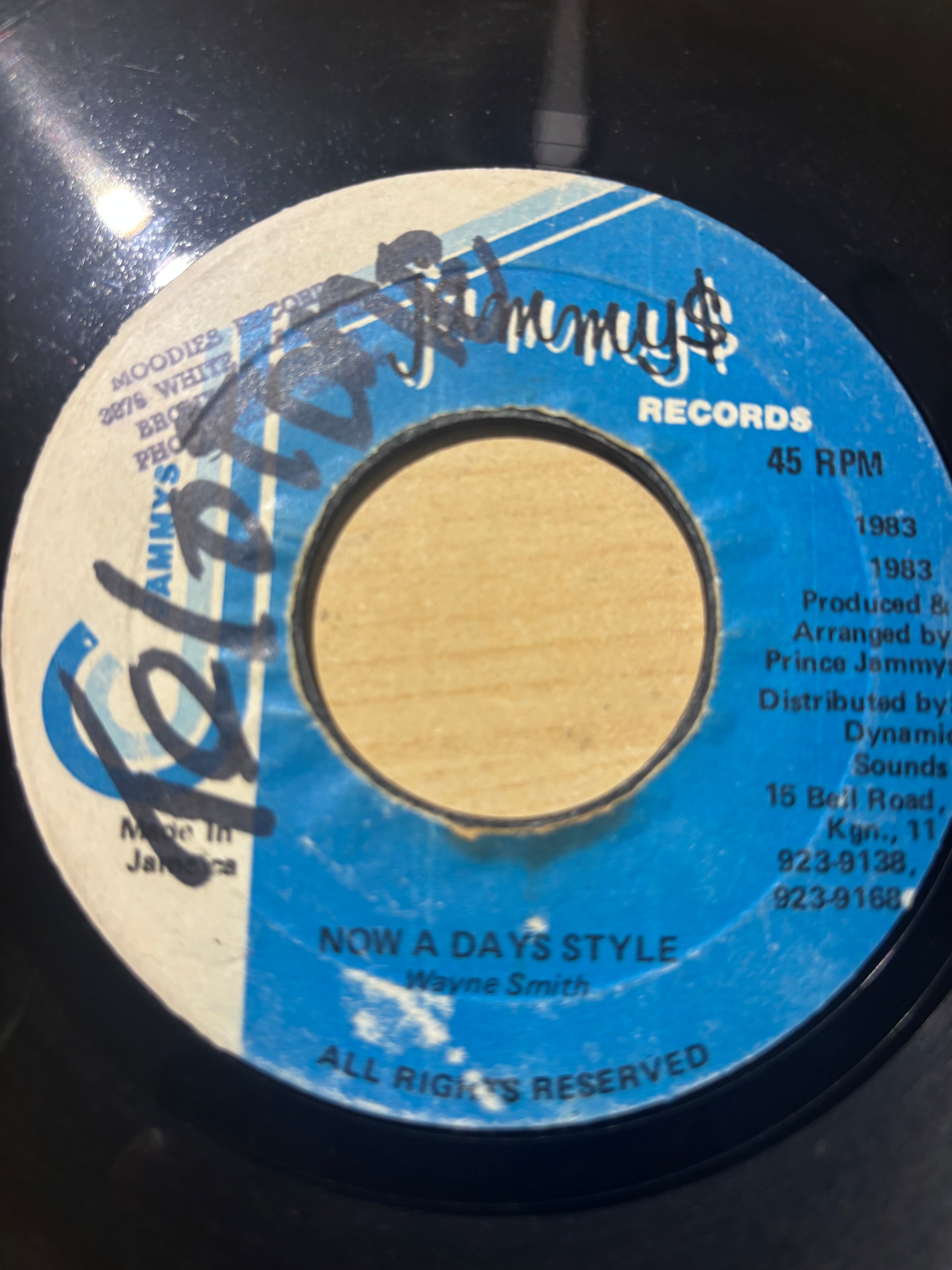 Wayne Smith : Now A Days Style (7")