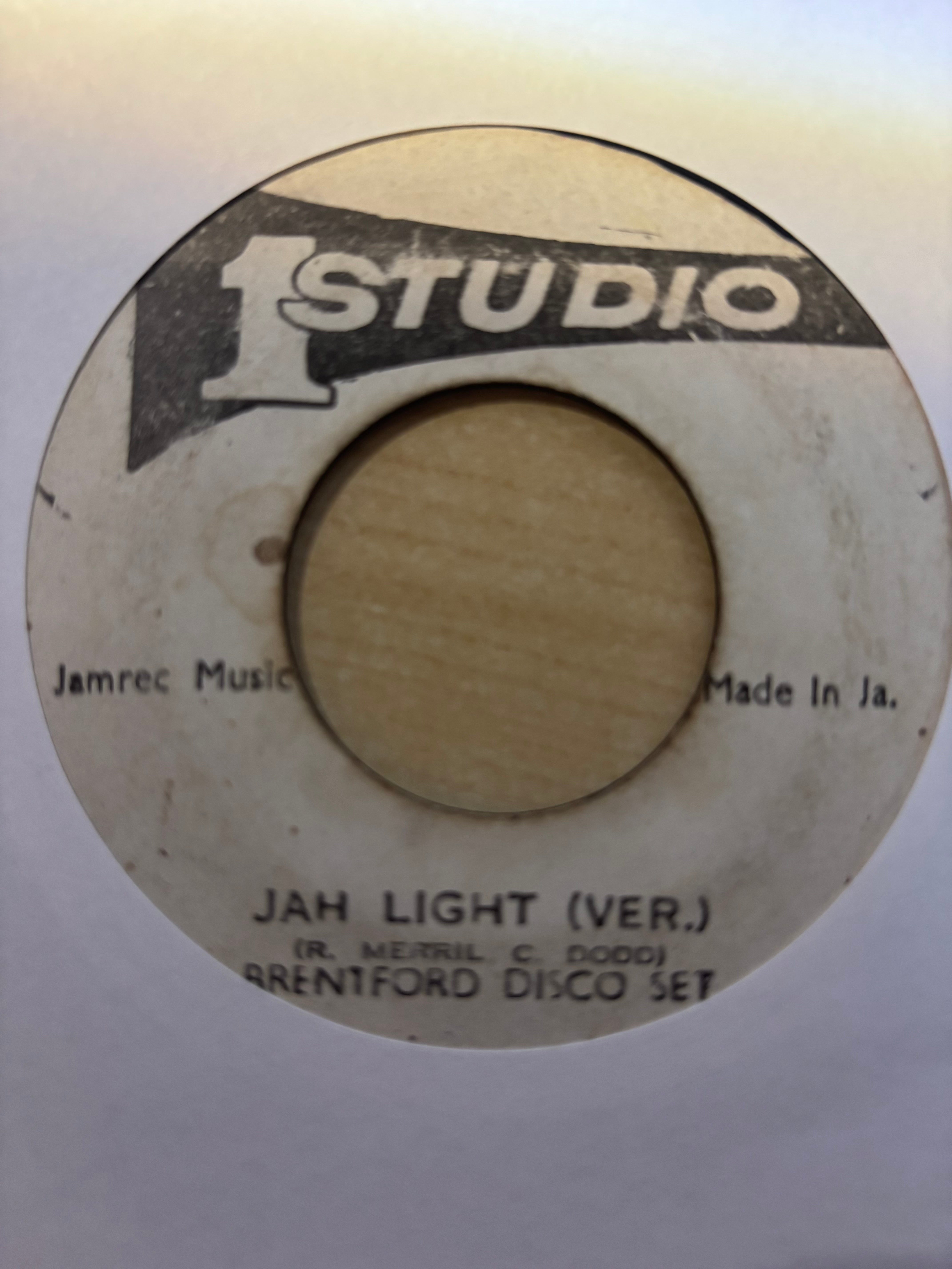 Judah Eskender Tafari : Jah Light (7")