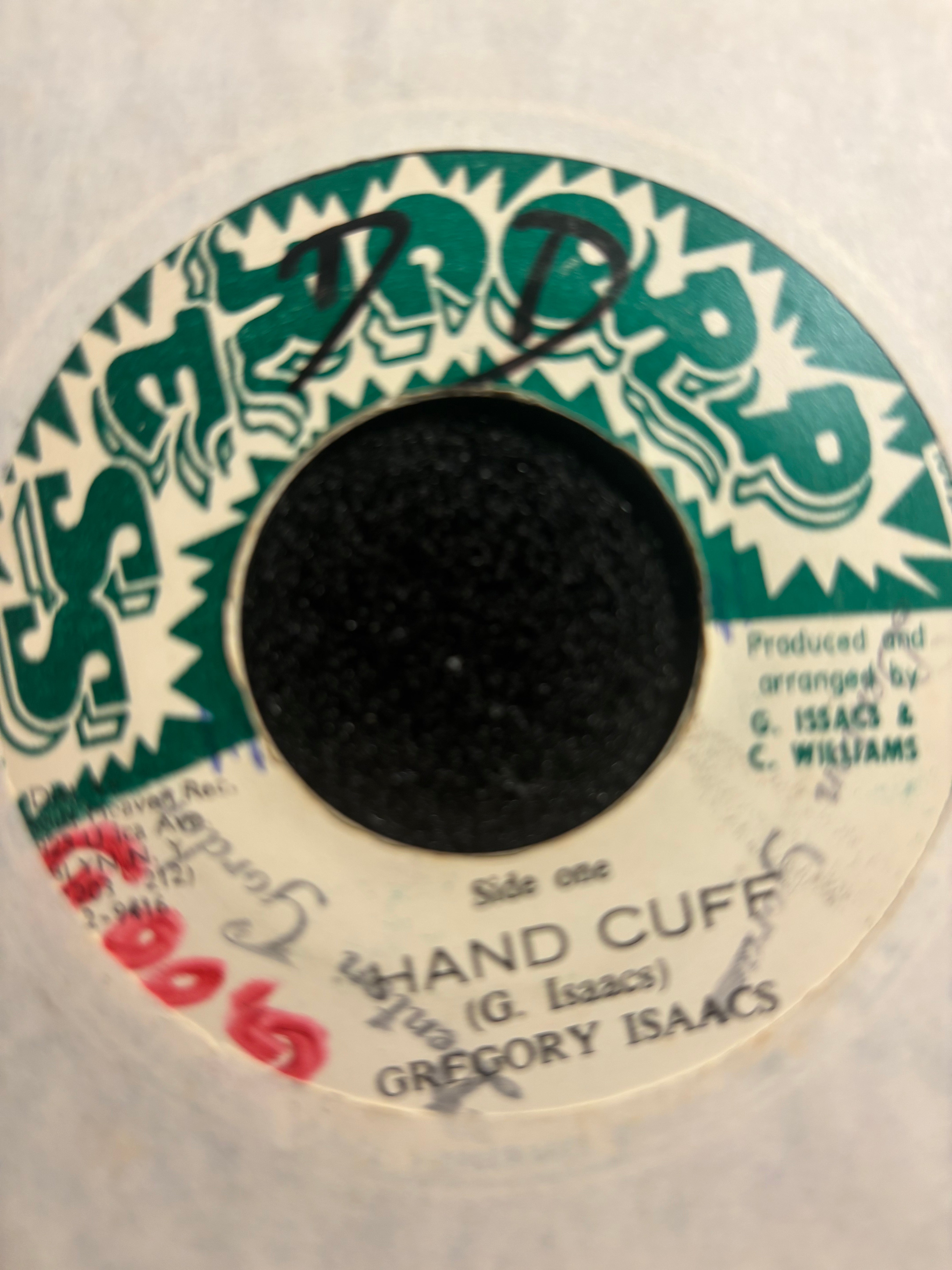Gregory Isaacs : Hand Cuff / Set The Captive Free (Version) (7", M/Print)