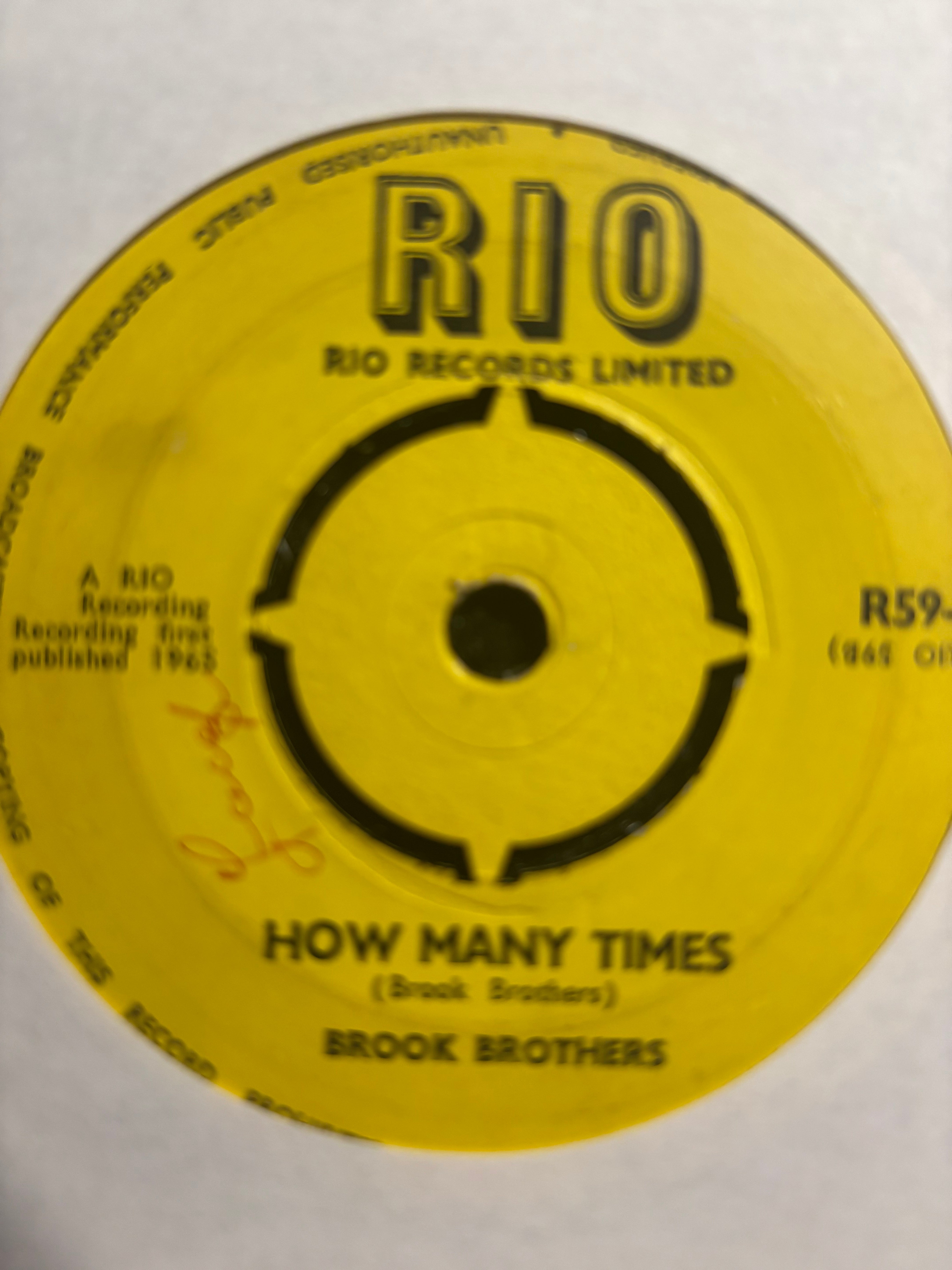The Brook Brothers (2) : I'm Free (7", Single)