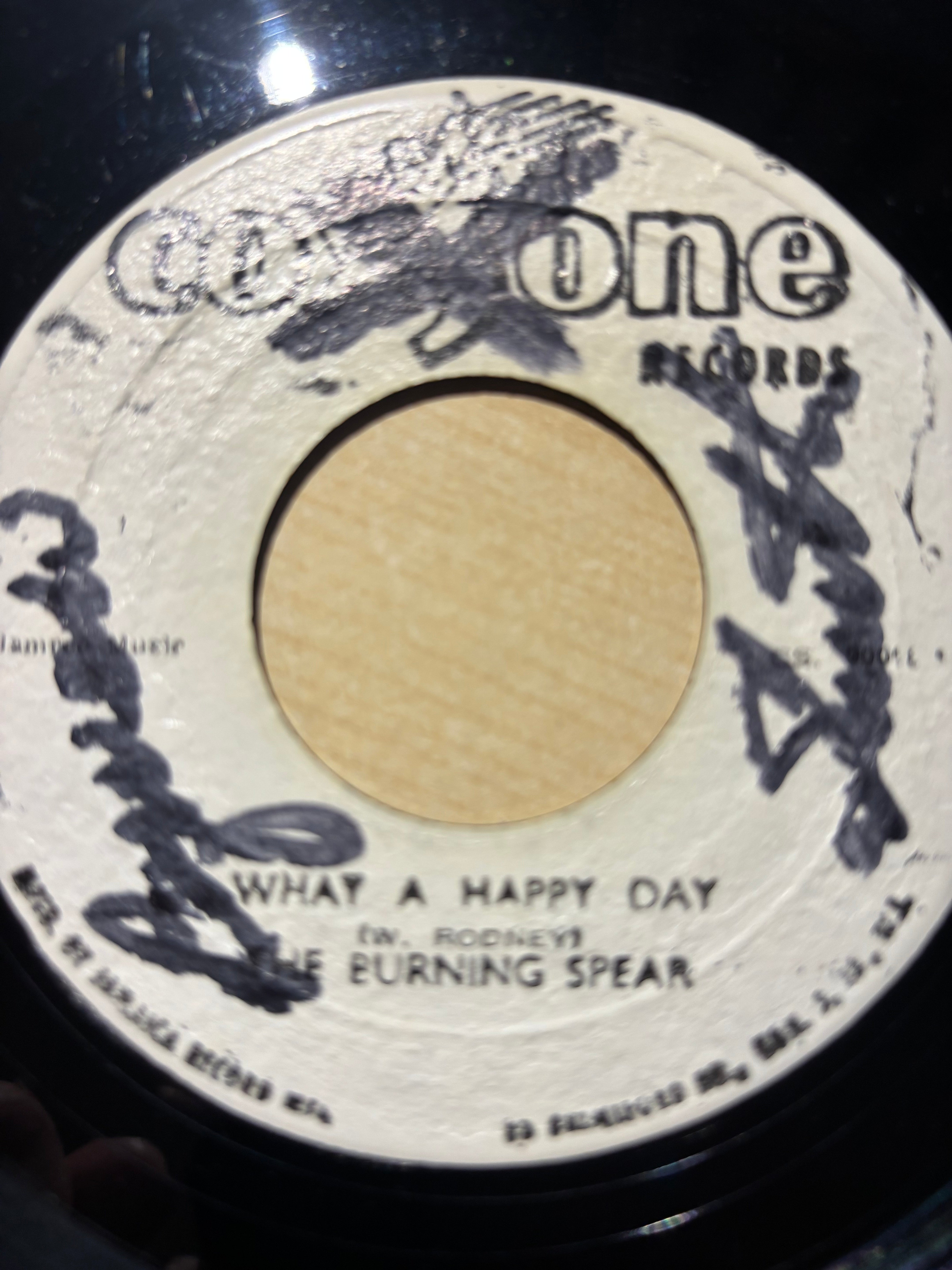 Burning Spear : What A Happy Day (7")