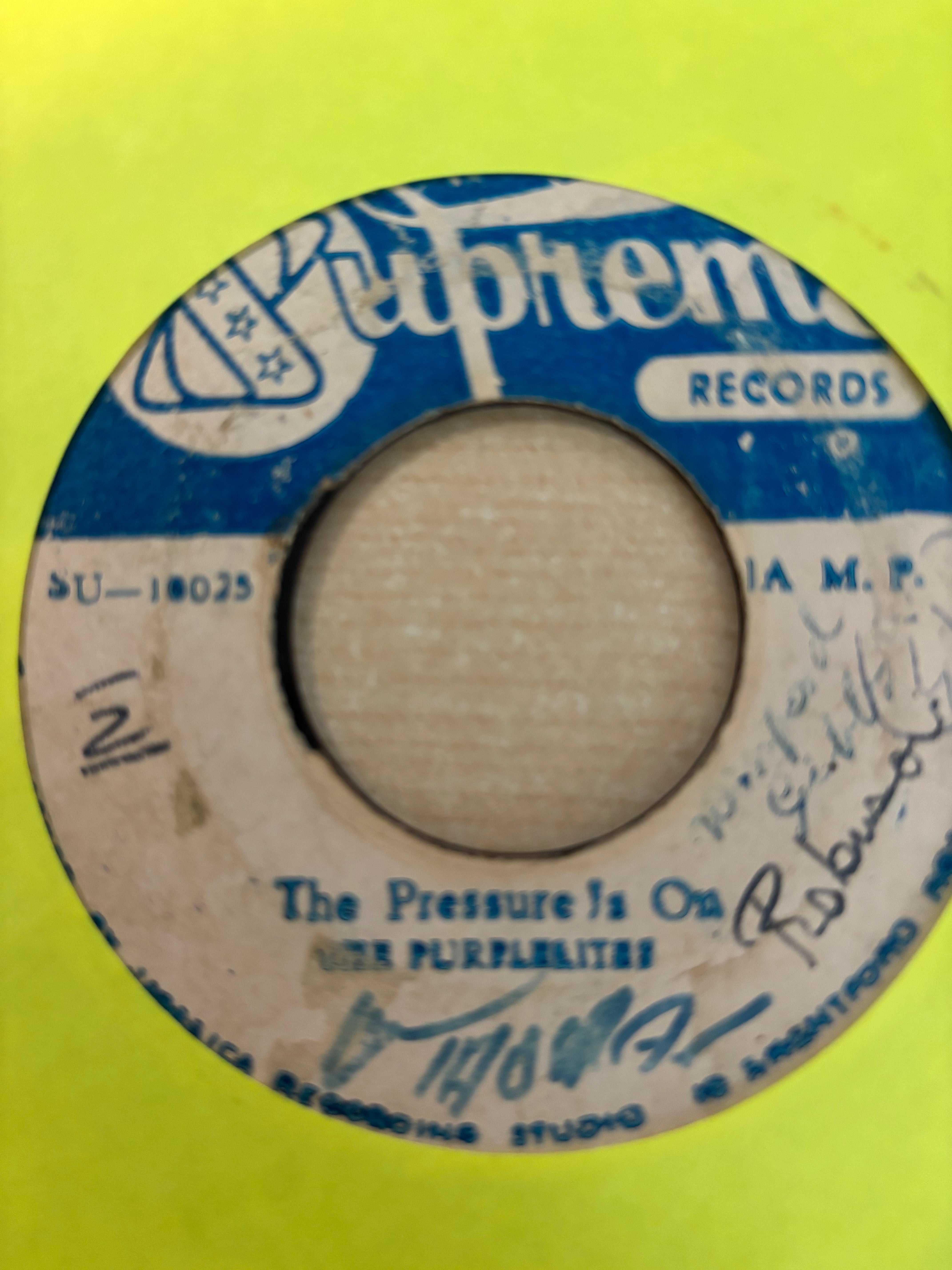 Dennis Alcapone / The Purplelites : El Paso / The Pressure Is On (7")