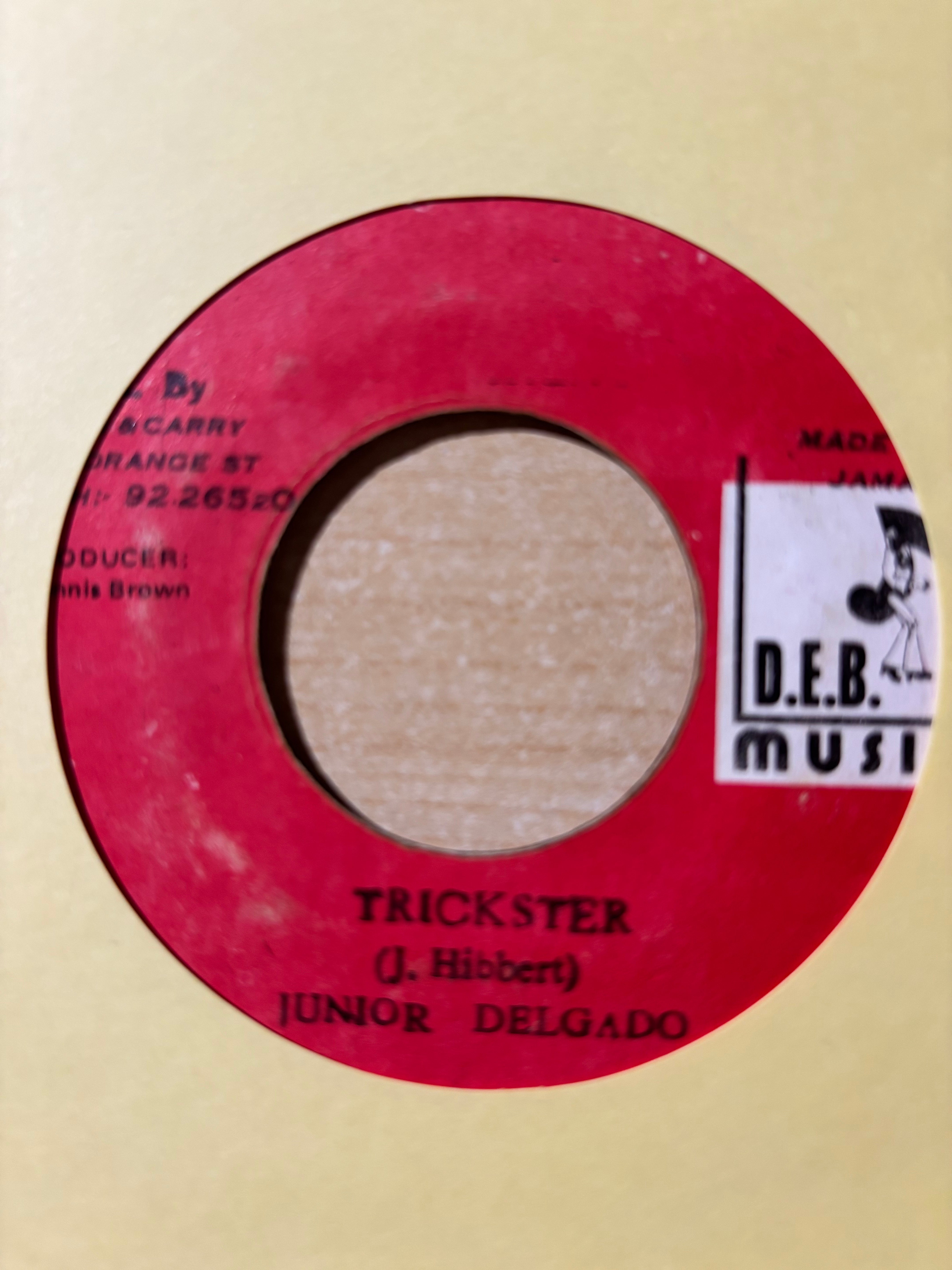 Junior Delgado : Trickster (7", Single)