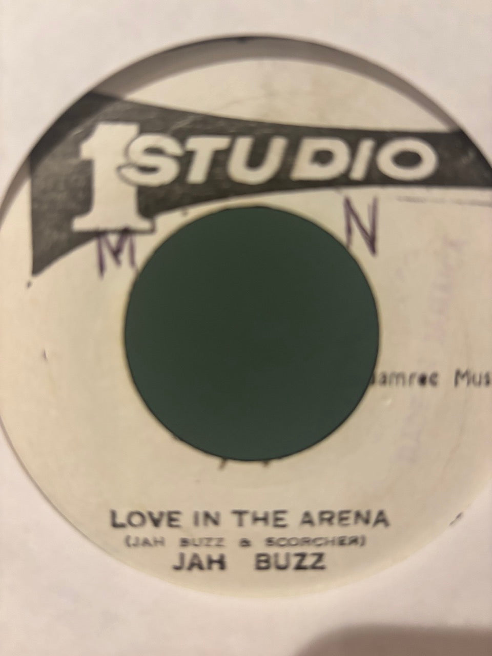 Jah Buzz : Love In The Arena (7")