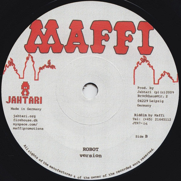 Pupa Jim* : I Am A Robot (7")