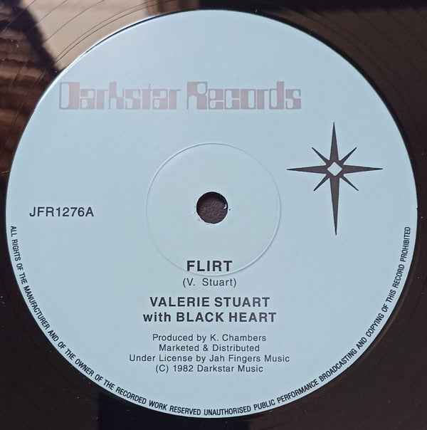 Valerie Stuart With Black Heart (8) : Flirt (12", RE)