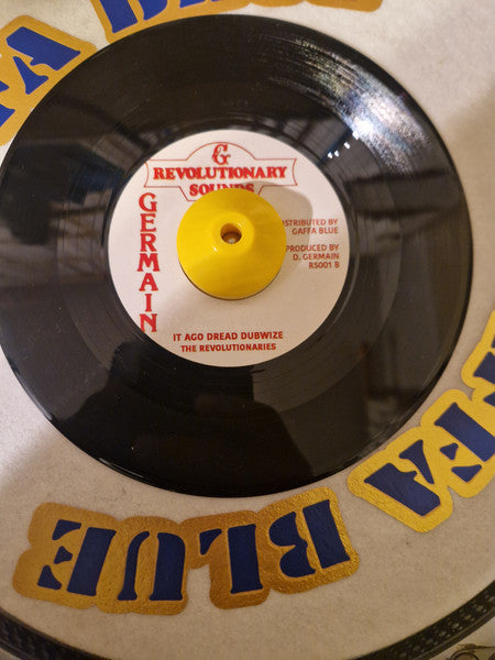 Samuel Bramwell : It A Go Dread Ina Babylon  (7", RE)