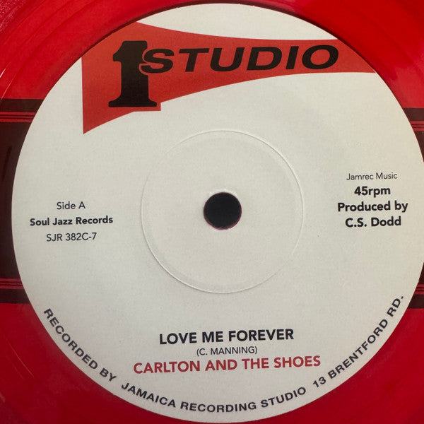 Carlton And The Shoes : Love Me Forever / Never Let Go (7", Single, S/Edition, Red)