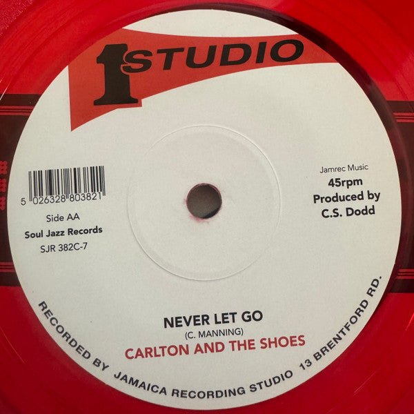 Carlton And The Shoes : Love Me Forever / Never Let Go (7", Single, S/Edition, Red)