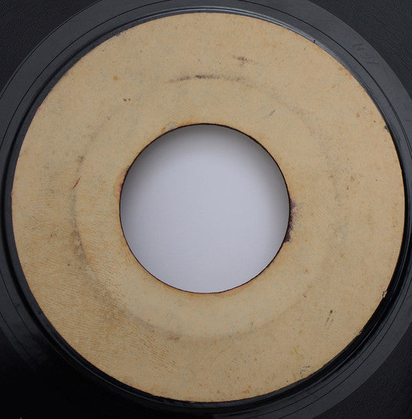 Slim Smith With The Bunny Lee Allstars : Keep That Light / The Sunny Side Of The Sea (7", Single, W/Lbl)