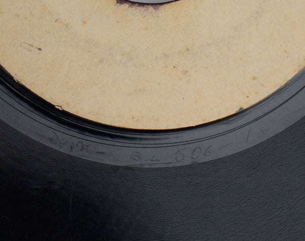 Slim Smith With The Bunny Lee Allstars : Keep That Light / The Sunny Side Of The Sea (7", Single, W/Lbl)